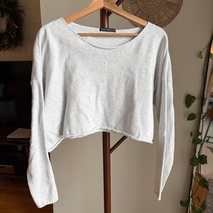 BRANDY MELVILLE CAMERON CROPPED SWEATER